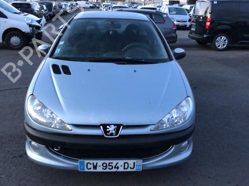 Front bumper PEUGEOT 206 Hatchback (2A/C) 1.4 i | BP29422067C7 