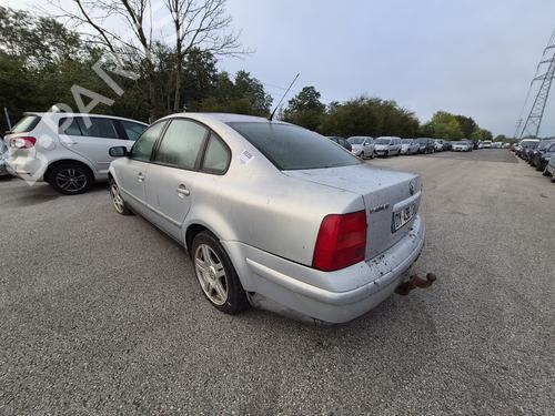 Right headlight VW PASSAT B5 (3B2) 2.8 V6 Syncro/4motion | BP31065634C29 - Image 8