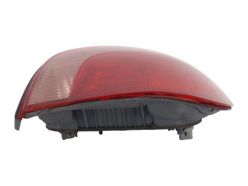 Used Right taillight Right taillight TOYOTA YARIS (_P1_) 1.0 (SCP10_, SCP10R) (68 hp) 31360045 31360045