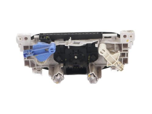 climate-control-dacia-duster-hs_-2010-2011-2012-2013-2014-2015-2016-2017-2018-33302181 main image