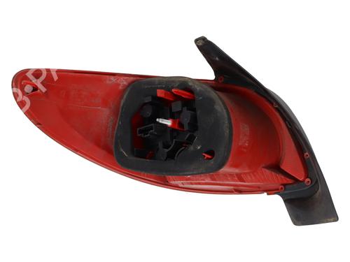 Right taillight PEUGEOT 206+ (2L_, 2M_) 1.4 HDi eco 70 | BP23966669C35 