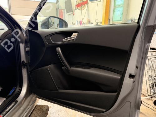 Forreste højre beklædning Forreste højre beklædning AUDI A1 Sportback (8XA, 8XF) 1.6 TDI (90 hp) 37222356 37222356