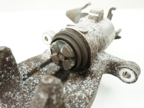 Zacisk hamulca tylnego prawego RENAULT MEGANE IV Hatchback (B9A/M/N_) 1.5 dCi 110 (B9A3) | BP18181551M106 