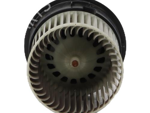 Used Heater blower motor PEUGEOT 208 II (UB_, UP_, UW_, UJ_) 1.2 PureTech 75 (75 hp) 24429736