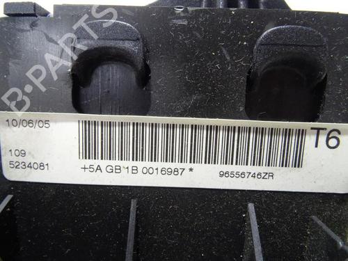 Used Driver airbag Driver airbag PEUGEOT 307 Break (3E) 1.6 16V (109 hp) 18182095 18182095