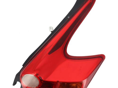 Used Right taillight NISSAN JUKE (F15) 1.5 dCi (110 hp) 32174637
