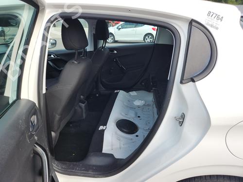 Radio PEUGEOT 208 I (CA_, CC_) 1.5 BlueHDI 100 | BP30408733E6