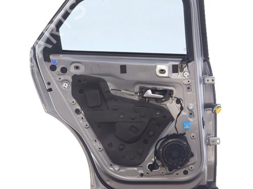 left-rear-door-ds-ds-7-crossback-j4_-jr_-jc_-2017-36999411 main image