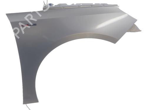 Used Right front fenders Right front fenders 36902221 36902221
