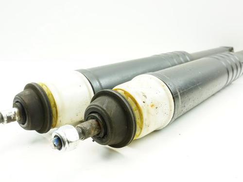 Used Right rear shock absorber Right rear shock absorber RENAULT CLIO IV (BH_) 0.9 TCe 90 (BHNF, BHMA, BHMH, BHJK, BHJR) (90 hp) 18182008 18182008