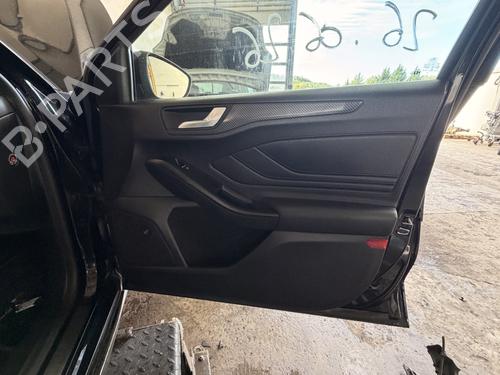 front-right-panel-ford-focus-iv-hn-2018-38733517 main image