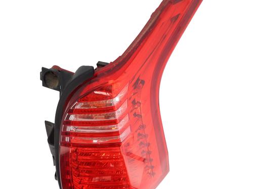 Right taillight PEUGEOT 5008 (0U_, 0E_) 1.6 HDi | BP26239575C35 