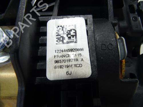 Used Driver airbag RENAULT SCÉNIC III (JZ0/1_) 1.5 dCi (110 hp) 18197250