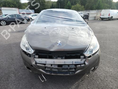 Brugte PEUGEOT 208 I (CA_, CC_) 1.6 HDi (92 hp) 4257580