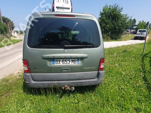 Right headlight PEUGEOT PARTNER MPV (5_, G_) 2.0 HDI | BP31378926C29 