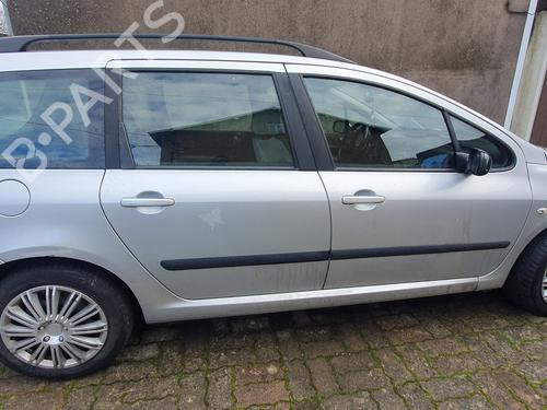 Right headlight PEUGEOT 307 SW (3H) 1.6 HDI 110 | BP27270700C29 