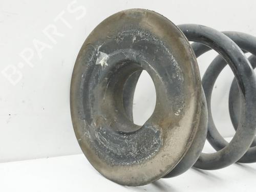 Used Right rear shock absorber Right rear shock absorber VW GOLF VII (5G1, BQ1, BE1, BE2) 2.0 GTI (230 hp) 18180022 18180022