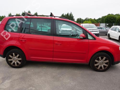 Right headlight VW TOURAN (1T1, 1T2) 2.0 TDI 16V | BP18191524C29