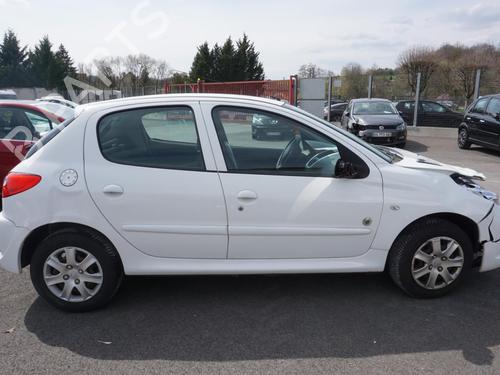 Gearbox PEUGEOT 206+ (2L_, 2M_) 1.4 i | BP18181591M3 