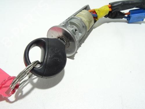 Used Ignition barrel PEUGEOT 206 Hatchback (2A/C) 1.9 D (69 hp) 18175349