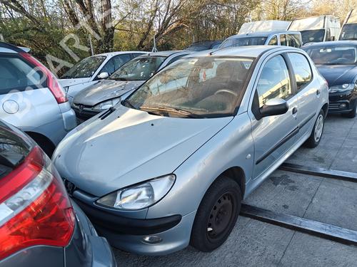 Grill PEUGEOT 206 Hatchback (2A/C) 1.4 i | BP27266151C40 