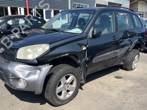 Airco bedieningspaneel TOYOTA RAV 4 II (_A2_) 2.0 D 4WD (CLA20_, CLA21_, CLA20R, CLA21R) | BP22755857I5 