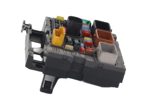 Zekeringkast PEUGEOT 308 I (4A_, 4C_) 2.0 HDi | BP29979043E1