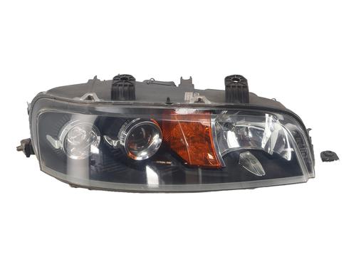 Used Right headlight FIAT PUNTO (188_) 1.2 16V 80 (188.233, .235, .253, .255, .333, .353, .639,... (80 hp) 28826980