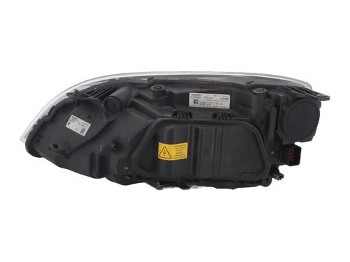 Right headlight VOLVO V40 Hatchback (525) D4 | BP32454405C29