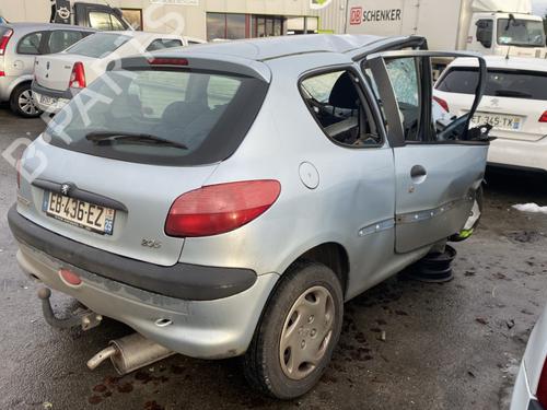 Brugte PEUGEOT 206 Hatchback (2A/C) 1.6 16V (109 hp) 4478882