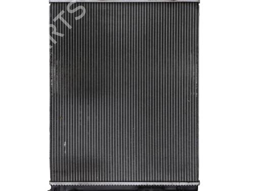 Used Water radiator RENAULT MEGANE IV Hatchback (B9A/M/N_) 1.3 TCe 140 (B9NB) (140 hp) 22524509