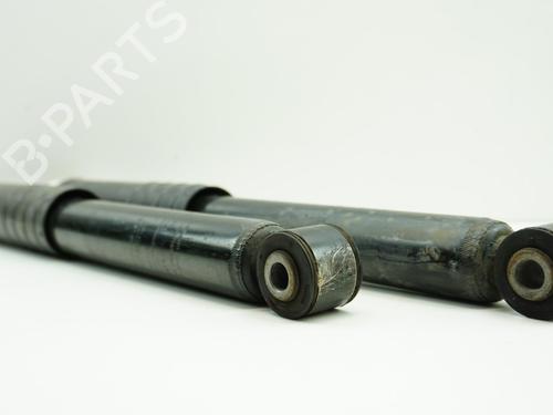 Used Right rear shock absorber RENAULT CLIO IV (BH_) 0.9 TCe 90 (BHNF, BHMA, BHMH, BHJK, BHJR) (90 hp) 18181451