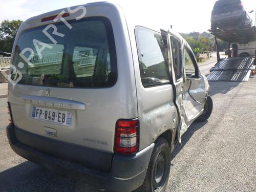 Right taillight PEUGEOT PARTNER MPV (5_, G_) 1.6 HDi 90 | BP22892876C35 