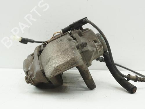 Used Right front brake caliper Right front brake caliper MERCEDES-BENZ CLS (C219) CLS 350 (219.356) (272 hp) 18244775 18244775