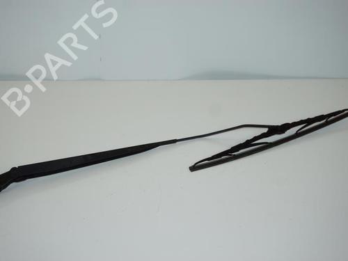 Used Front windshield wiper arm CITROËN C2 (JM_) 1.4 HDi (68 hp) 18197460