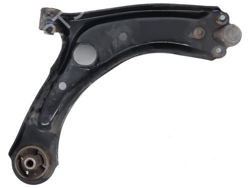 Used Left front suspension arm HYUNDAI TUCSON (TL, TLE) 1.7 CRDi (141 hp) 20210501
