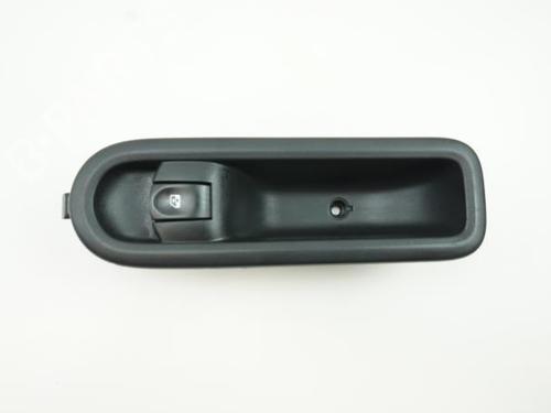 Right front window switch RENAULT TWINGO II (CN0_) 1.2 (CN0D) | BP18173640I26 