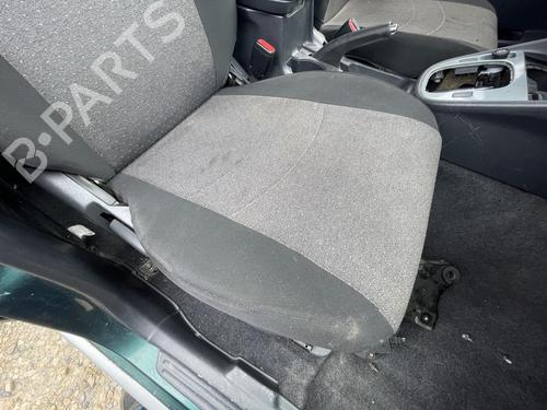 Used Right front seat SUZUKI GRAND VITARA I (FT, HT) 2.0 HDI 110 16V 4x4 (SQ420D, TD83V) (109 hp) 22072501