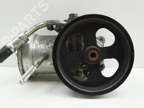 Styring servopumpe TOYOTA AVENSIS (_T25_) 2.2 D-CAT (ADT251_, ADT251R) (177 hp) 18177341