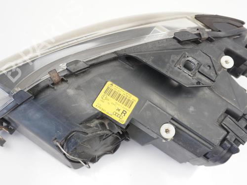 Used Right headlight Right headlight AUDI A3 (8P1) 2.0 TDI 16V (140 hp) 18196318 18196318