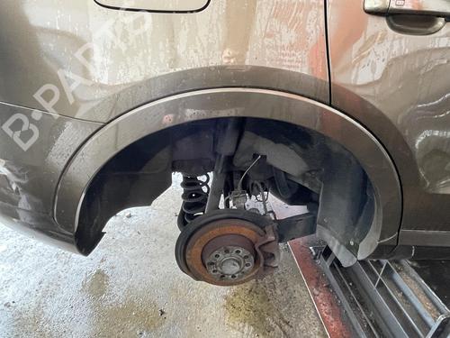 Højre bak skjermliste AUDI Q3 (8UB, 8UG) 2.0 TDI (140 hp) 20693949