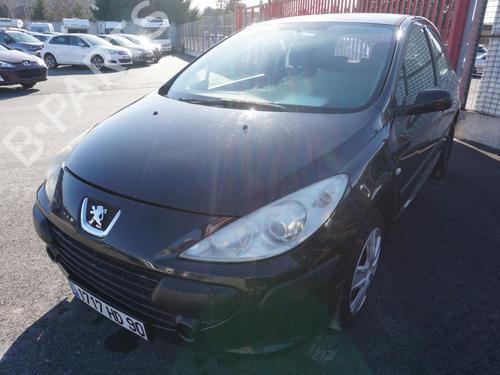 Błotnik przedni lewy PEUGEOT 307 (3A/C) 1.6 HDi 110 | BP18178001C41