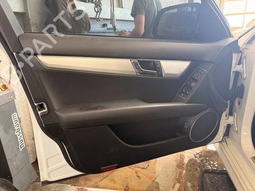 Used Front left panel Front left panel 38925463 38925463