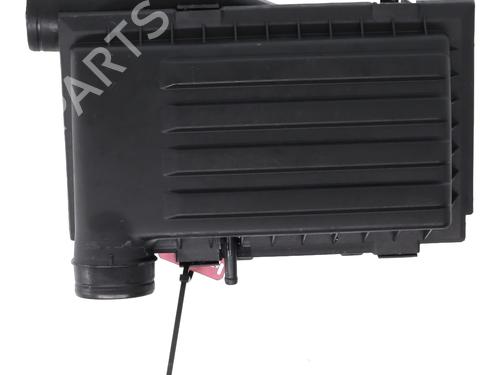 Used Air filter box Air filter box VW GOLF VII (5G1, BQ1, BE1, BE2) 1.4 TSI (125 hp) 27636896 27636896