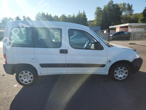 Fuse box PEUGEOT PARTNER MPV (5_, G_) 1.6 HDi 90 | BP30936777E1 - Image 18