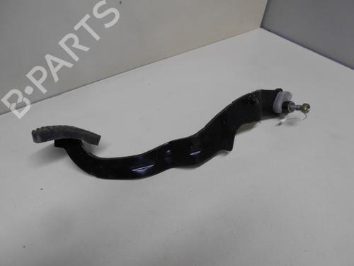 Used Clutch pedal CITROËN XSARA PICASSO (N68) 2.0 HDi (90 hp) 18190358