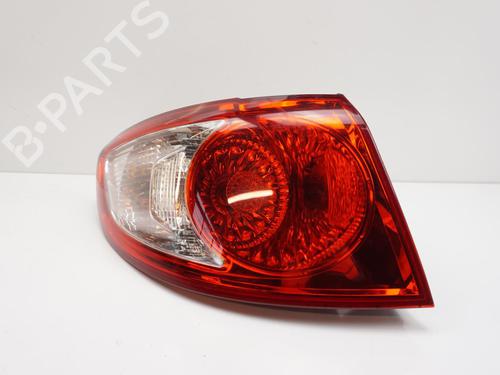 Used Left taillight HYUNDAI SANTA FÉ II (CM) 2.2 CRDi GLS 4x4 (150 hp) 18177270