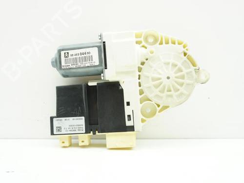 Rudehejsemotor forskærm højre CITROËN C5 II (RC_) 2.0 HDi (RCRHRH) (136 hp) 18174909