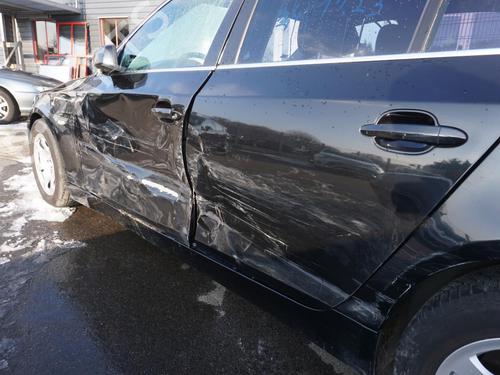 Right front door BMW 5 (E60) 520 i | BP18194596C3 
