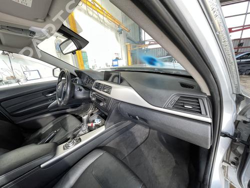 Used Dashboard BMW 3 (F30, F80) 318 d (143 hp) 30056544